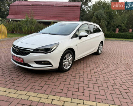Белый Опель Астра, объемом двигателя 1.6 л и пробегом 227 тыс. км за 9500 $, фото 1 на Automoto.ua