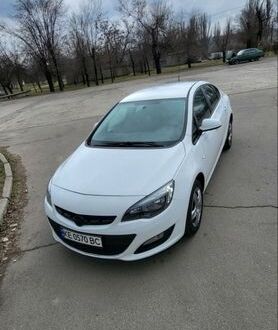 Білий Опель Астра, об'ємом двигуна 1.4 л та пробігом 166 тис. км за 7400 $, фото 1 на Automoto.ua