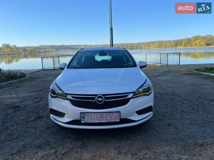 Білий Опель Астра, об'ємом двигуна 1.6 л та пробігом 223 тис. км за 10400 $, фото 1 на Automoto.ua