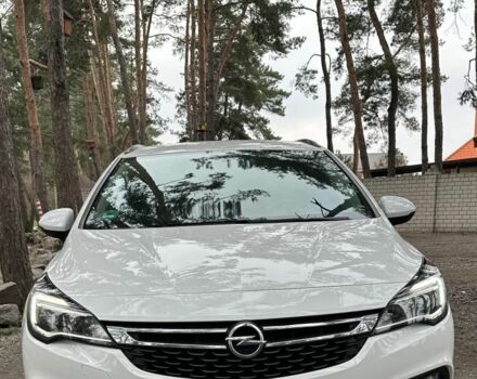 Белый Опель Астра, объемом двигателя 1.6 л и пробегом 170 тыс. км за 10998 $, фото 1 на Automoto.ua