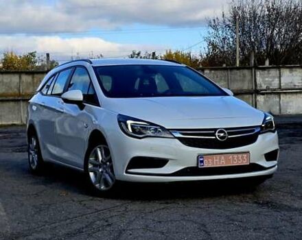 Білий Опель Астра, об'ємом двигуна 1.6 л та пробігом 132 тис. км за 12000 $, фото 1 на Automoto.ua