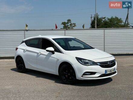 Белый Опель Астра, объемом двигателя 1.4 л и пробегом 133 тыс. км за 11600 $, фото 1 на Automoto.ua