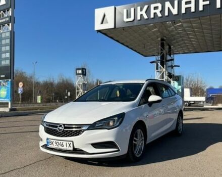 Белый Опель Астра, объемом двигателя 1.6 л и пробегом 204 тыс. км за 9450 $, фото 1 на Automoto.ua