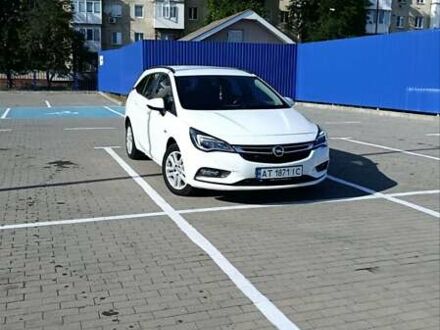 Білий Опель Астра, об'ємом двигуна 1.4 л та пробігом 189 тис. км за 9999 $, фото 1 на Automoto.ua