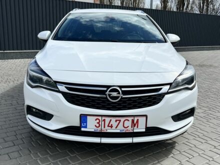 Опель Астра 2019 в Кропивницком (Кировограде) на Automoto.ua Белый Опель Астра, объемом двигателя 1.6 л и пробегом 216 тыс. км за 11900 $, фото 1 на Automoto.ua