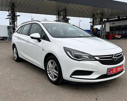 Белый Опель Астра, объемом двигателя 1.6 л и пробегом 195 тыс. км за 9599 $, фото 1 на Automoto.ua
