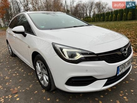 Білий Опель Астра, об'ємом двигуна 1.5 л та пробігом 196 тис. км за 11950 $, фото 1 на Automoto.ua