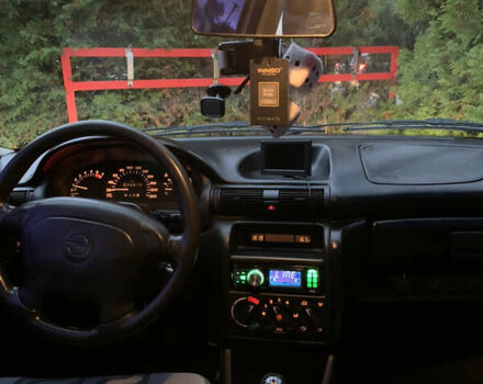 Бежевий Опель Астра, об'ємом двигуна 1.4 л та пробігом 308 тис. км за 2500 $, фото 13 на Automoto.ua