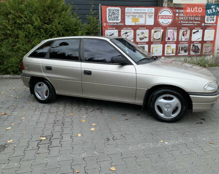 Бежевий Опель Астра, об'ємом двигуна 1.4 л та пробігом 308 тис. км за 2500 $, фото 5 на Automoto.ua