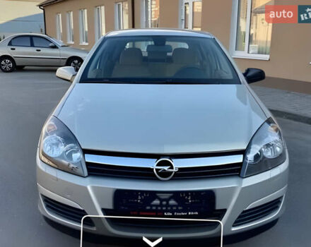 Бежевый Опель Астра, объемом двигателя 1.8 л и пробегом 185 тыс. км за 4900 $, фото 4 на Automoto.ua