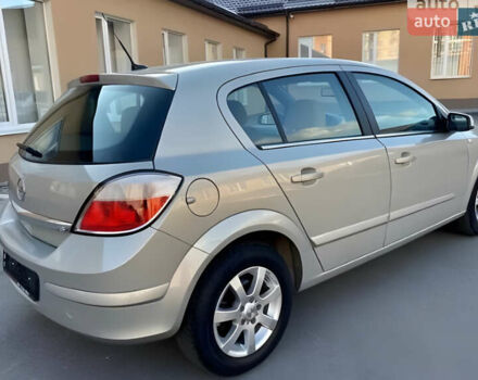 Бежевый Опель Астра, объемом двигателя 1.8 л и пробегом 185 тыс. км за 4900 $, фото 3 на Automoto.ua