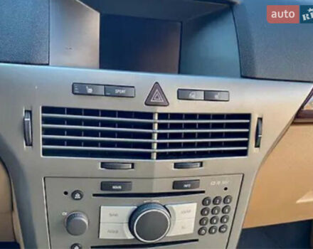 Бежевый Опель Астра, объемом двигателя 1.8 л и пробегом 185 тыс. км за 4900 $, фото 12 на Automoto.ua