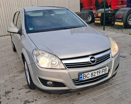 Опель Астра 2008 в Червонограде на Automoto.ua Бежевый Опель Астра, объемом двигателя 1.6 л и пробегом 340 тыс. км за 4600 $, фото 2 на Automoto.ua