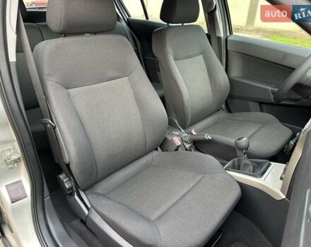 Бежевый Опель Астра, объемом двигателя 1.4 л и пробегом 45 тыс. км за 6300 $, фото 24 на Automoto.ua