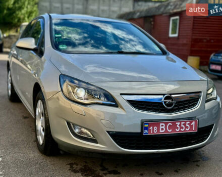 Бежевий Опель Астра, об'ємом двигуна 1.4 л та пробігом 197 тис. км за 5999 $, фото 2 на Automoto.ua