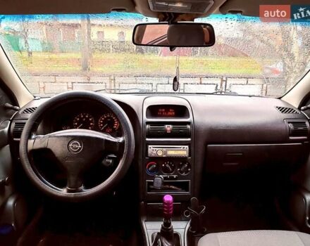 Бежевий Опель Астра, об'ємом двигуна 1.39 л та пробігом 264 тис. км за 3000 $, фото 1 на Automoto.ua