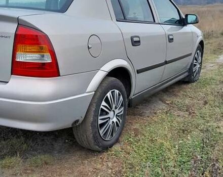 Бежевый Опель Астра, объемом двигателя 1.6 л и пробегом 213 тыс. км за 3800 $, фото 5 на Automoto.ua