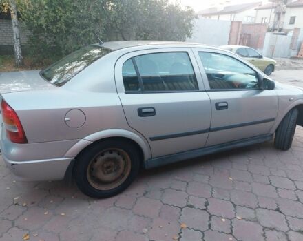 Бежевый Опель Астра, объемом двигателя 1.4 л и пробегом 210 тыс. км за 3000 $, фото 1 на Automoto.ua