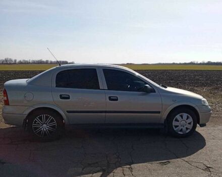 Бежевый Опель Астра, объемом двигателя 1.6 л и пробегом 165 тыс. км за 4000 $, фото 3 на Automoto.ua