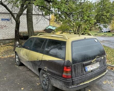 Бежевый Опель Астра, объемом двигателя 1.6 л и пробегом 300 тыс. км за 1051 $, фото 3 на Automoto.ua