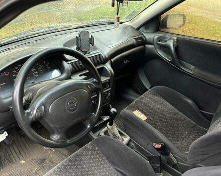 Бежевый Опель Астра, объемом двигателя 1.6 л и пробегом 300 тыс. км за 1051 $, фото 6 на Automoto.ua