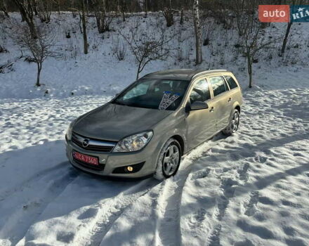 Бежевый Опель Астра, объемом двигателя 0 л и пробегом 212 тыс. км за 4950 $, фото 4 на Automoto.ua