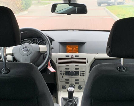Бежевий Опель Астра, об'ємом двигуна 1.6 л та пробігом 160 тис. км за 5600 $, фото 45 на Automoto.ua