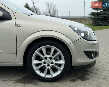 Бежевий Опель Астра, об'ємом двигуна 1.6 л та пробігом 290 тис. км за 4800 $, фото 8 на Automoto.ua