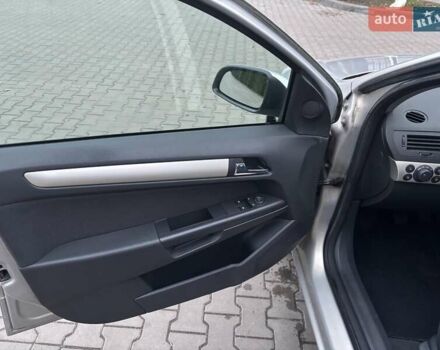 Бежевий Опель Астра, об'ємом двигуна 1.6 л та пробігом 210 тис. км за 4850 $, фото 10 на Automoto.ua