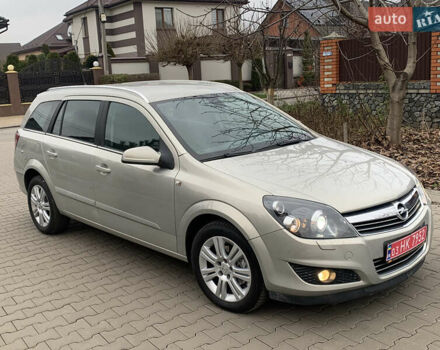 Бежевий Опель Астра, об'ємом двигуна 1.6 л та пробігом 160 тис. км за 5600 $, фото 5 на Automoto.ua