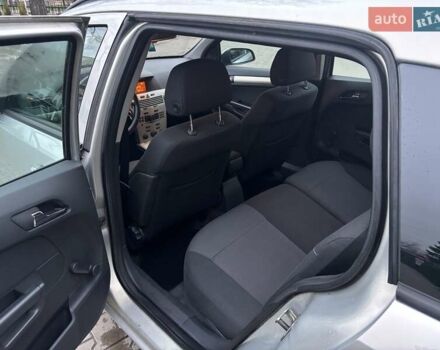 Бежевий Опель Астра, об'ємом двигуна 1.6 л та пробігом 210 тис. км за 4850 $, фото 12 на Automoto.ua