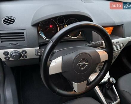 Бежевий Опель Астра, об'ємом двигуна 1.6 л та пробігом 210 тис. км за 4850 $, фото 11 на Automoto.ua