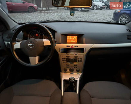 Бежевий Опель Астра, об'ємом двигуна 1.6 л та пробігом 211 тис. км за 5700 $, фото 28 на Automoto.ua