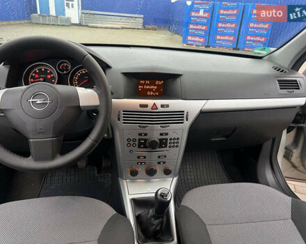 Бежевий Опель Астра, об'ємом двигуна 1.6 л та пробігом 212 тис. км за 5850 $, фото 17 на Automoto.ua