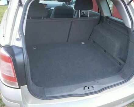 Опель Астра 2010 у Калуше на Automoto.ua Бежевий Опель Астра, об'ємом двигуна 1.6 л та пробігом 146 тис. км за 5800 $, фото 9 на Automoto.ua