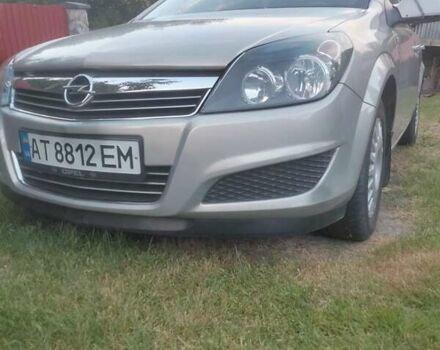 Опель Астра 2010 у Калуше на Automoto.ua Бежевий Опель Астра, об'ємом двигуна 1.6 л та пробігом 146 тис. км за 5800 $, фото 2 на Automoto.ua