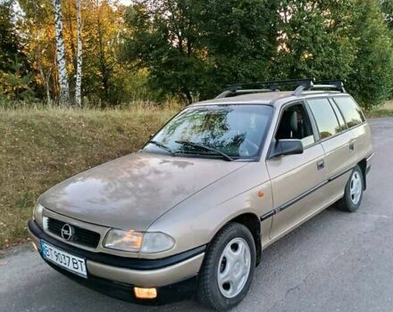 Бежевий Опель Астра, об'ємом двигуна 1.6 л та пробігом 250 тис. км за 3000 $, фото 1 на Automoto.ua