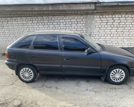 Чорний Опель Астра, об'ємом двигуна 1.6 л та пробігом 256 тис. км за 1400 $, фото 6 на Automoto.ua