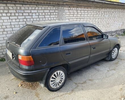 Чорний Опель Астра, об'ємом двигуна 1.6 л та пробігом 256 тис. км за 1400 $, фото 9 на Automoto.ua