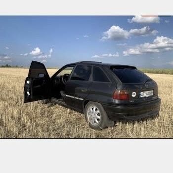 Чорний Опель Астра, об'ємом двигуна 1.6 л та пробігом 340 тис. км за 2000 $, фото 2 на Automoto.ua