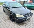 Черный Опель Астра, объемом двигателя 2 л и пробегом 300 тыс. км за 2200 $, фото 2 на Automoto.ua