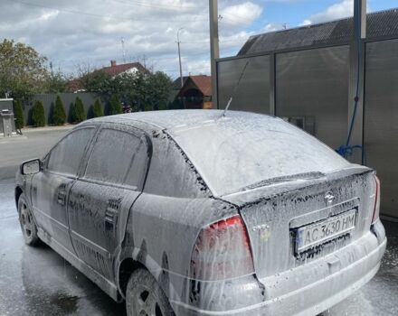 Черный Опель Астра, объемом двигателя 1.6 л и пробегом 276 тыс. км за 2500 $, фото 3 на Automoto.ua