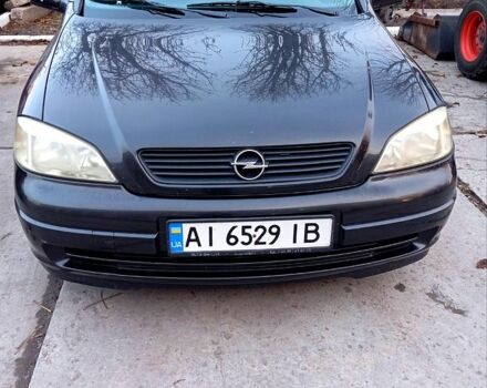 Черный Опель Астра, объемом двигателя 1.6 л и пробегом 380 тыс. км за 2800 $, фото 3 на Automoto.ua