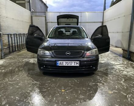 Черный Опель Астра, объемом двигателя 2 л и пробегом 450 тыс. км за 2500 $, фото 1 на Automoto.ua