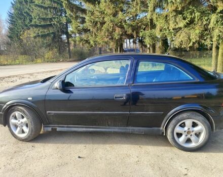 Черный Опель Астра, объемом двигателя 2 л и пробегом 299 тыс. км за 2141 $, фото 1 на Automoto.ua