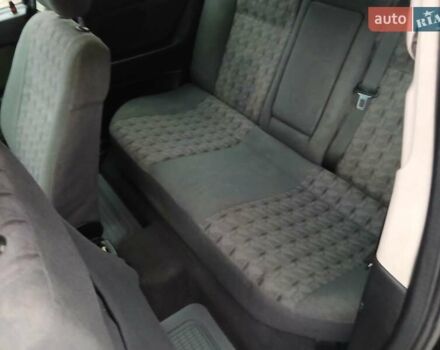 Черный Опель Астра, объемом двигателя 1.6 л и пробегом 240 тыс. км за 3589 $, фото 114 на Automoto.ua