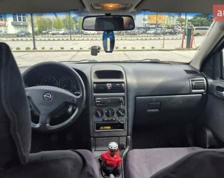 Черный Опель Астра, объемом двигателя 1.7 л и пробегом 296 тыс. км за 3600 $, фото 2 на Automoto.ua