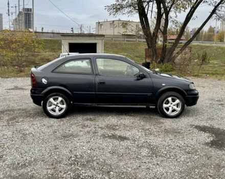 Черный Опель Астра, объемом двигателя 1.6 л и пробегом 258 тыс. км за 1350 $, фото 2 на Automoto.ua