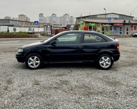 Черный Опель Астра, объемом двигателя 1.6 л и пробегом 258 тыс. км за 1350 $, фото 5 на Automoto.ua