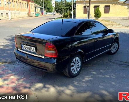 Черный Опель Астра, объемом двигателя 2.2 л и пробегом 200 тыс. км за 2500 $, фото 4 на Automoto.ua